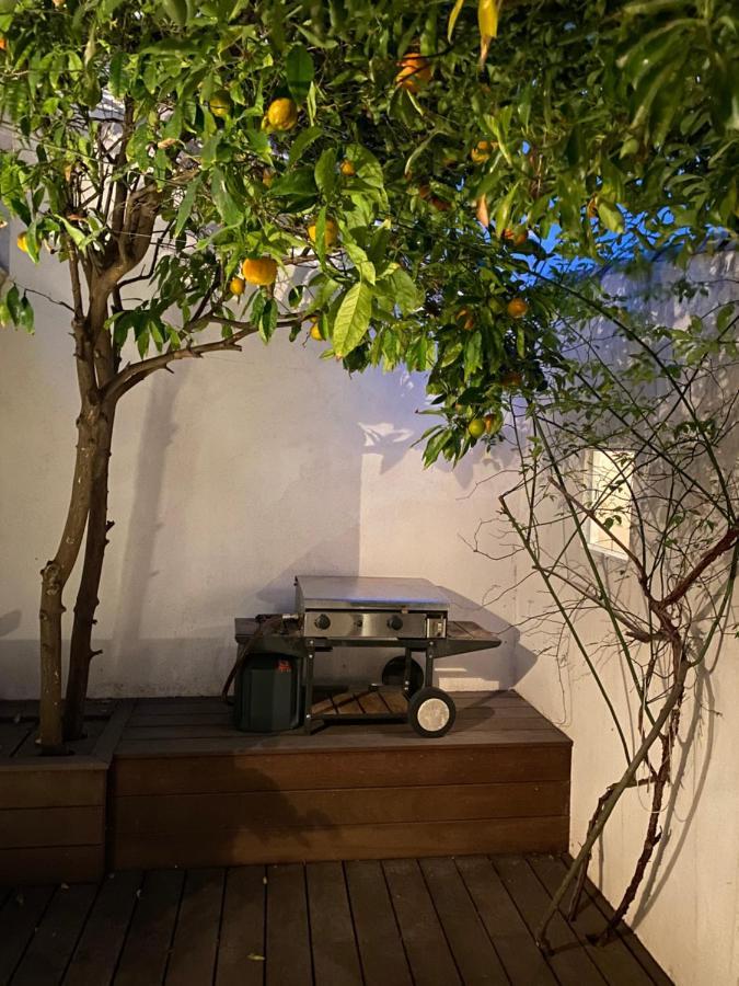 Le Jardin Cache Sanary-sur-Mer Exterior foto